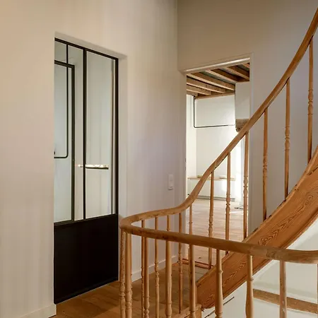 Huswell - Architect Gem In The Heart Of * גנט