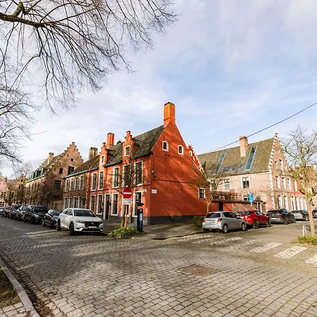 Huswell - Architect Gem In The Heart Of