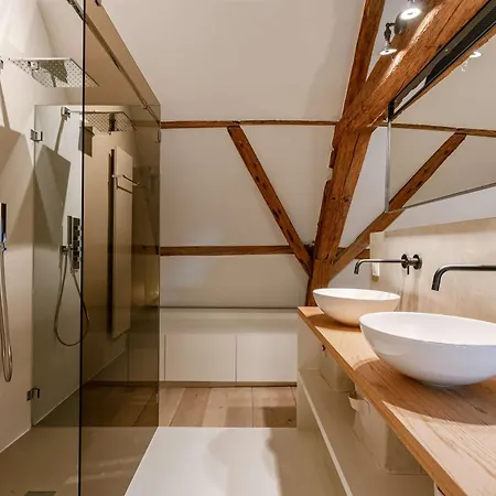 Huswell - Architect Gem In The Heart Of *