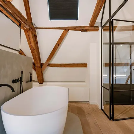 Huswell - Architect Gem In The Heart Of Ghent