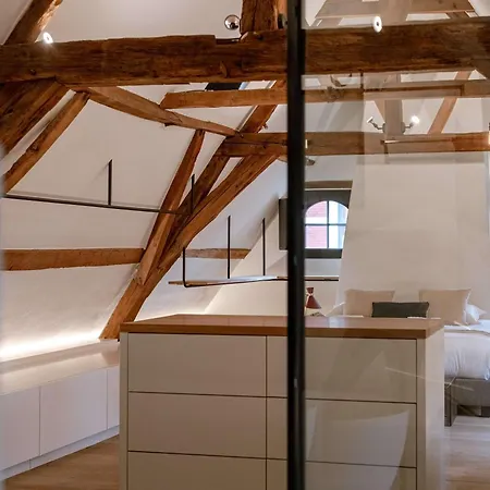 Huswell - Architect Gem In The Heart Of
