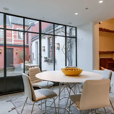 Holiday home Huswell - Architect Gem In The Heart Of