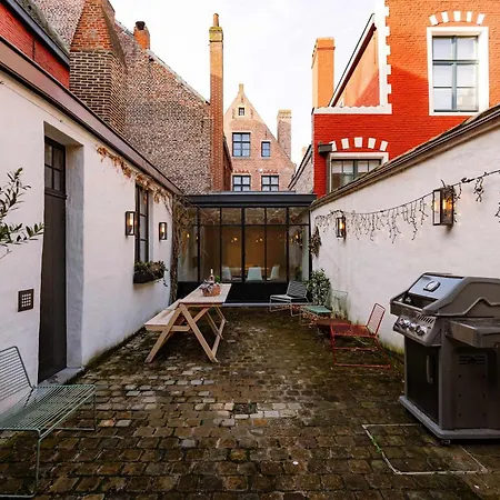 Huswell - Architect Gem In The Heart Of Ghent