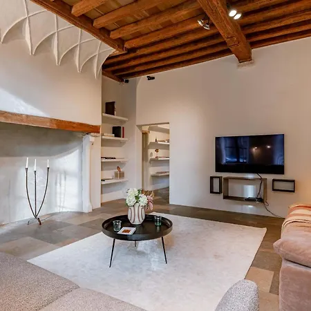 Huswell - Architect Gem In The Heart Of Ghent