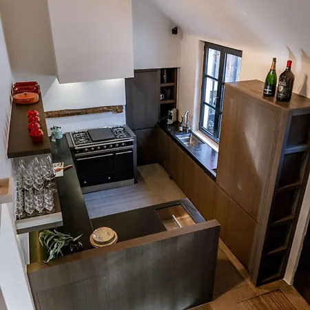 Huswell - Architect Gem In The Heart Of