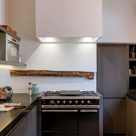 Huswell - Architect Gem In The Heart Of Ghent